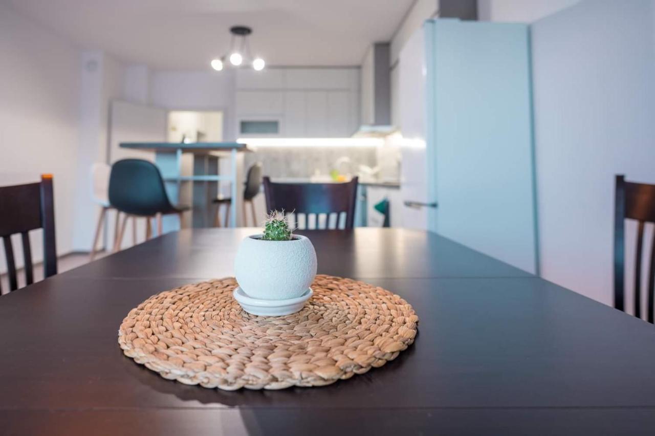 Turquoise By Rv Apartments Varna Esterno foto